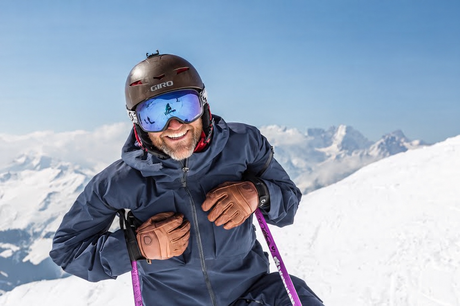 Leonardo Mungia skiing in the mountains
